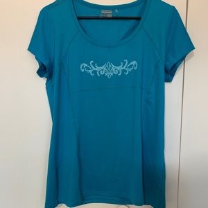 Athleta Top style # 818769